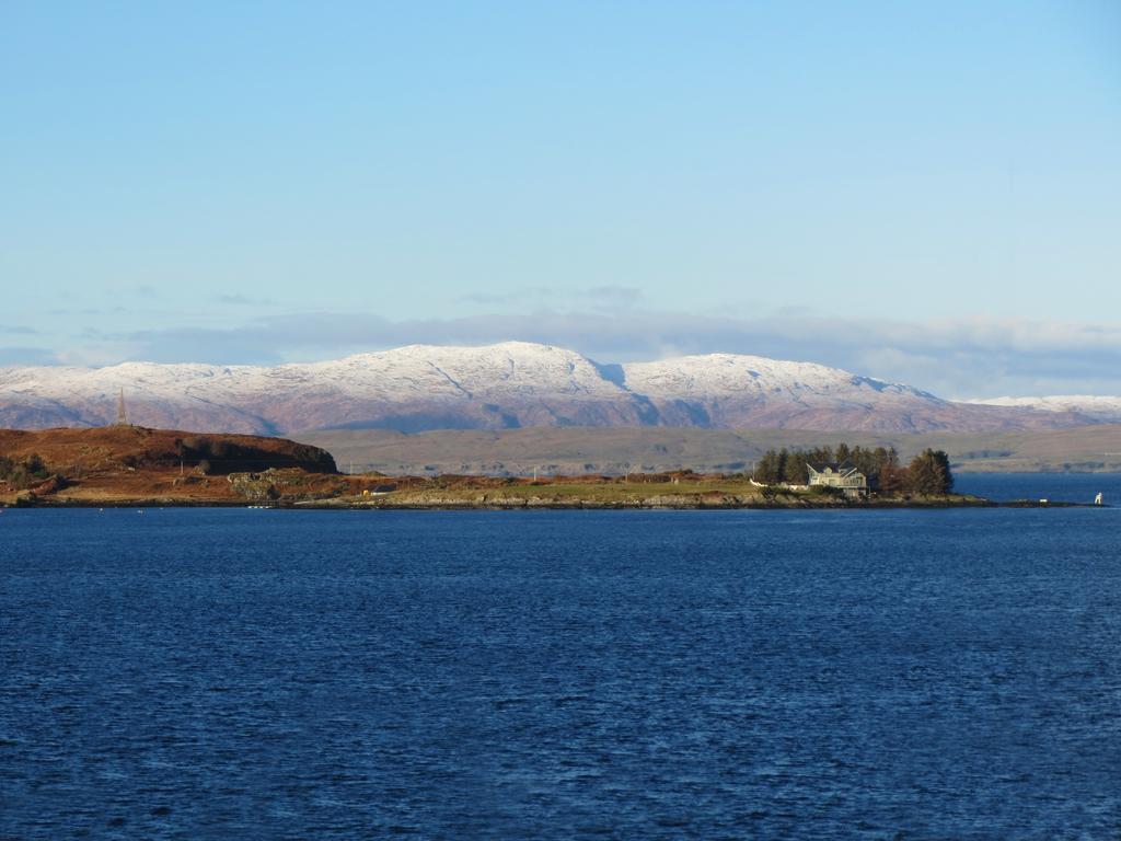 Three Oban Quarto foto